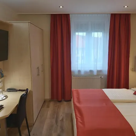 Aragia Aparthotel