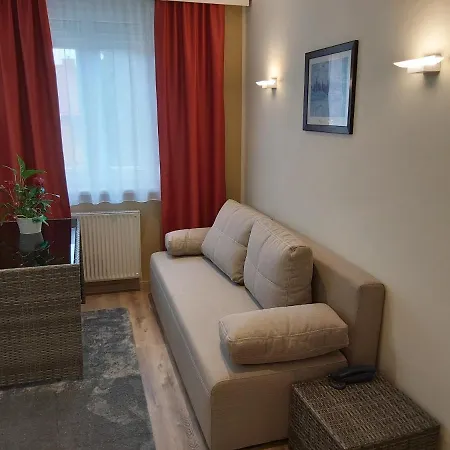 Aragia 3*
