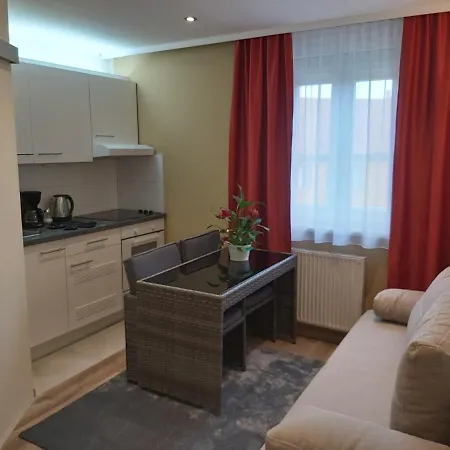 Aragia 3*