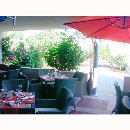 Aragia Hotel apartamentowy