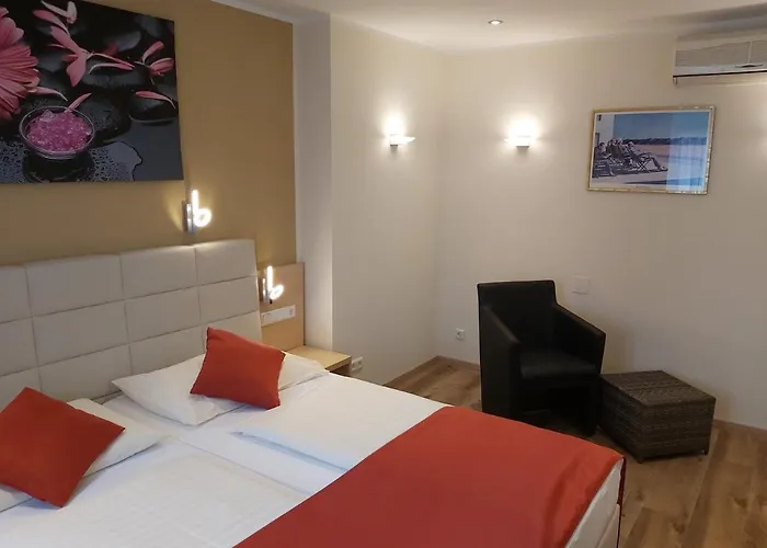 Apartmanhotel Aragia 3*